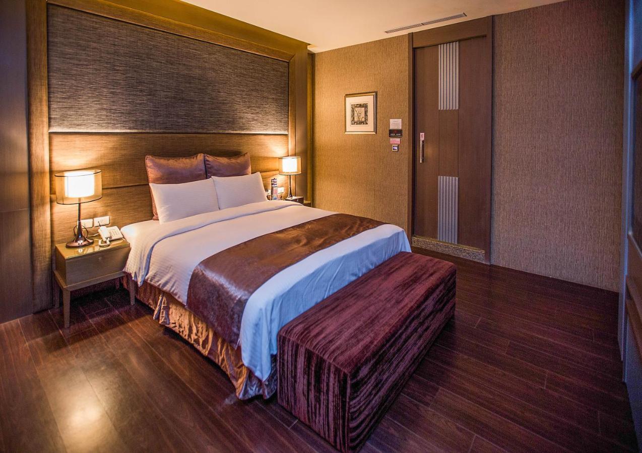 One + One Motel Longtan Dış mekan fotoğraf