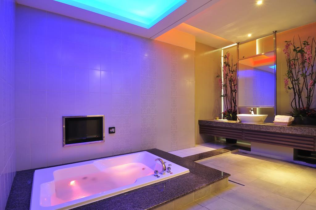 One + One Motel Longtan Dış mekan fotoğraf